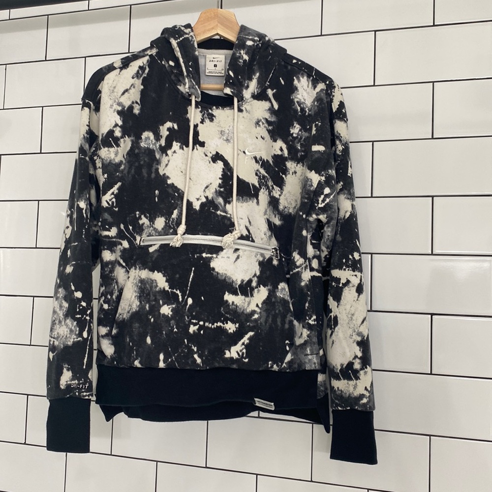 Nike sweatshirt